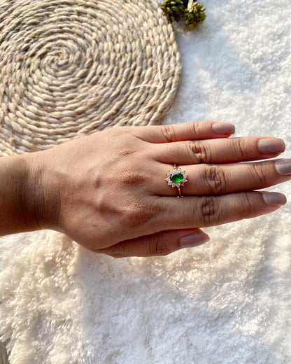 Annilos Emerald Ring