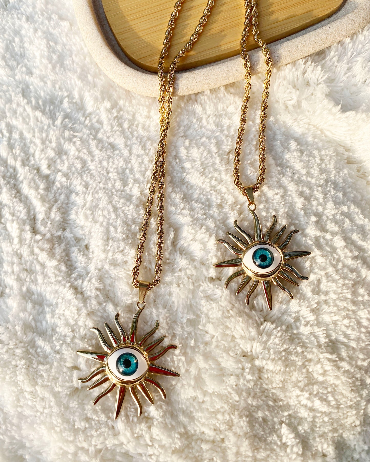 Laminado Evil Eye Necklace