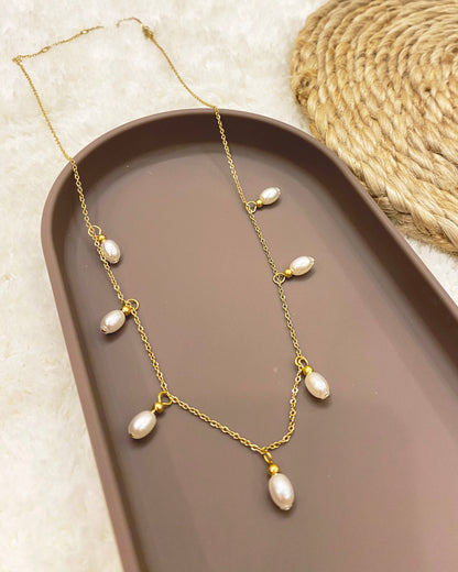 Oval Pearl Necklace